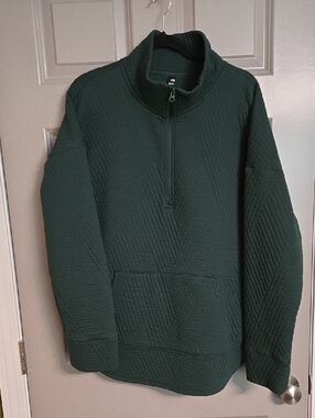 GAP Women's Quilted Half-Zip Sweatshirt- Forest Green